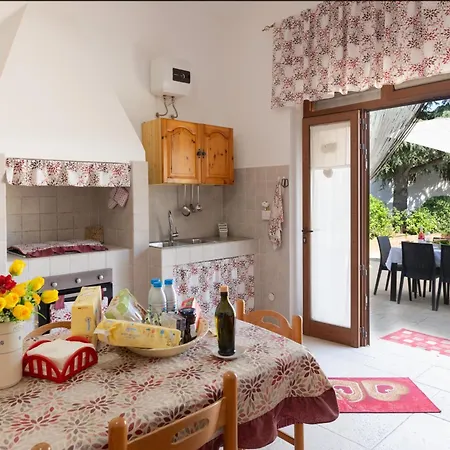 Trulletti Gioia Country house *